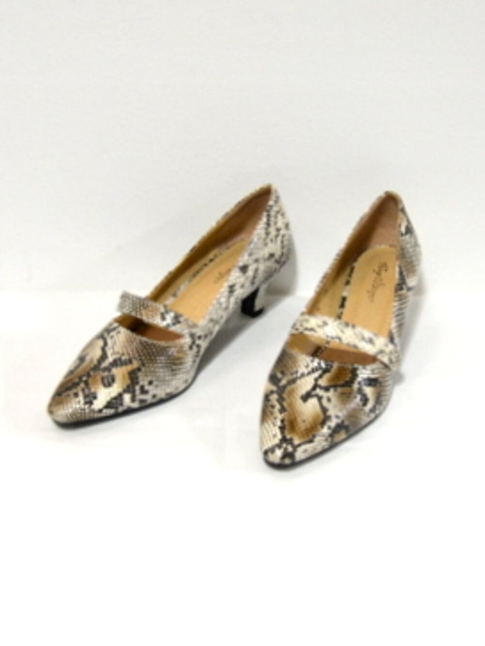 Angel Steps Women’s Snakeskin Print Pointed Toe Heels - Size: 7 M